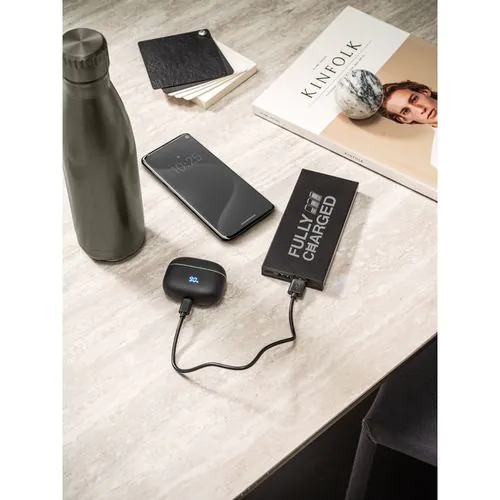 DOROTHY 10. Batterie nomade 10 000 mAh en aluminium recyclé (100 % rAL) DOROTHY 10. Batterie nomade 10 000 mAh en aluminium recyclé (100 % rAL)