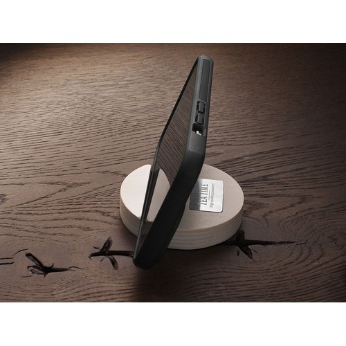 Drewniana podstawka pod telefon Drewniana podstawka pod telefon