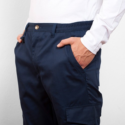 Pantalón laboral corte recto PROTECT Pantalón laboral corte recto PROTECT
