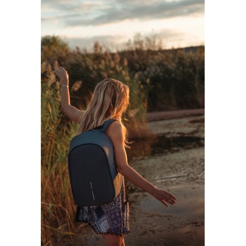 Bobby Hero Regular, mochila antirrobo