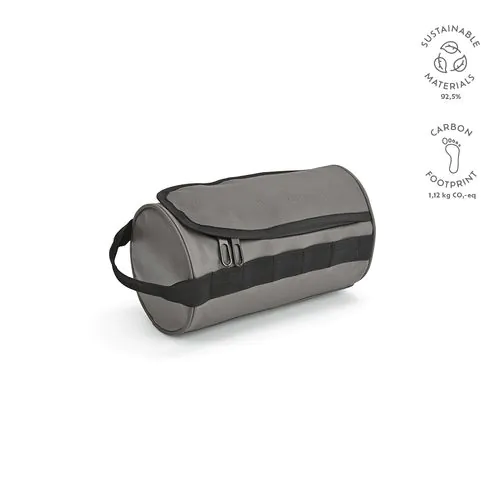 Beauty case Riga 5,7L rPET. Forma cilindrica con manico Beauty case Riga 5,7L rPET. Forma cilindrica con manico