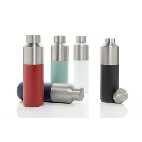 Fluid RCS certified recycled steel water bottle 600ml Fluid RCS certified recycled steel water bottle 600ml