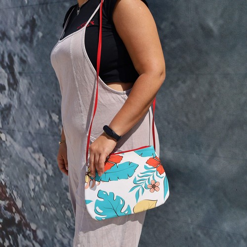 BOLSO PEQUEÑO DE NAPA PERSONALIZABLE