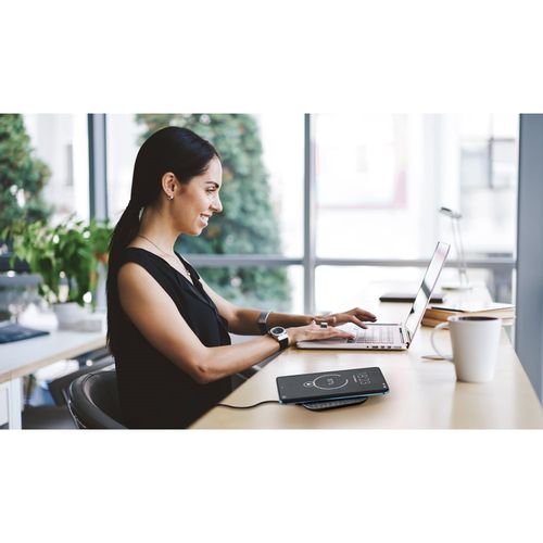 RENEWAL CHARGER. Superfast 15W wireless charger in recycled PET (100% rPET) RENEWAL CHARGER. Superfast 15W wireless charger in recycled PET (100% rPET)