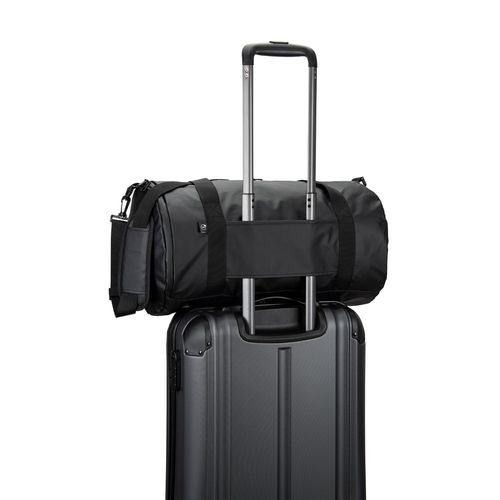 OSASCO SPORT. Sac de sport cylindrique en polyester recyclé haute densité 600D avec compartiment latéral pour les chaussures OSASCO SPORT. Sac de sport cylindrique en polyester recyclé haute densité 600D avec compartiment latéral pour les chaussures
