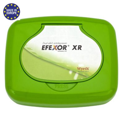 Plastic box with 20 refreshing wipes