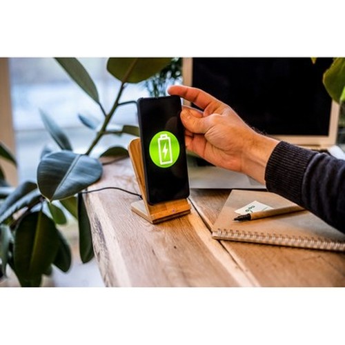 Bamboo wireless charger 10W B'RIGHT, phone stand | Wilder Bamboo wireless charger 10W B'RIGHT, phone stand | Wilder