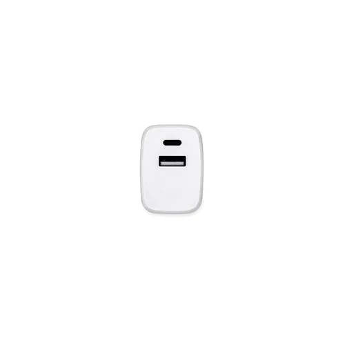 WEGENER. Power adapter with USB-A port 18W and USB-C 20W in recycled ABS (100% rABS) WEGENER. Power adapter with USB-A port 18W and USB-C 20W in recycled ABS (100% rABS)