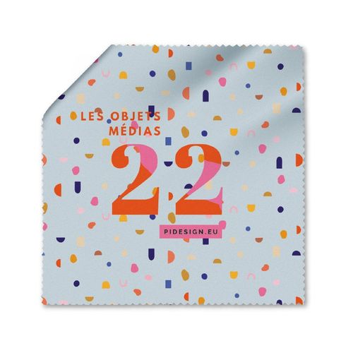 MICROFIBER CLEANING CLOTH WITH POUCH MICROFIBER CLEANING CLOTH WITH POUCH