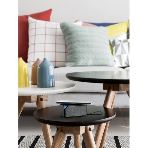 GRUBBS. Przenośny głośnik ABS z bezprzewodowym ładowaniem