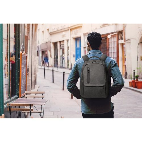 RE-BOSTON. Zaino per laptop in nylon riciclato 2Tone resistente all'acqua con scomparto 210D RE-BOSTON. Zaino per laptop in nylon riciclato 2Tone resistente all'acqua con scomparto 210D