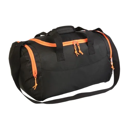600 D polyester sport bag with boot carrier pocket