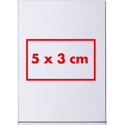 Pequeño bloque rectangular de cristal.