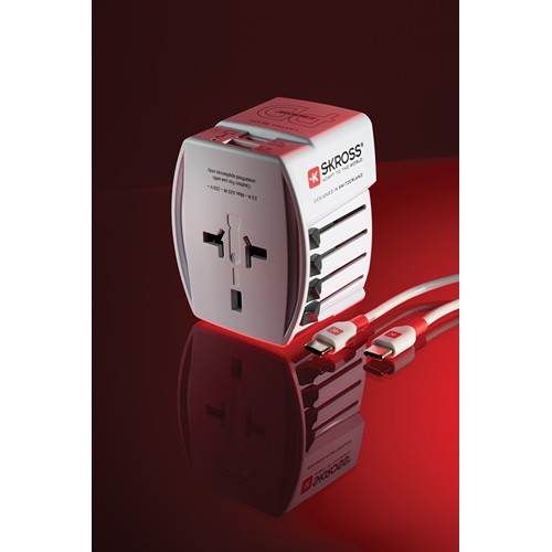 SKROSS MUV Wereldreisadapter 65W PD met USB C-kabel