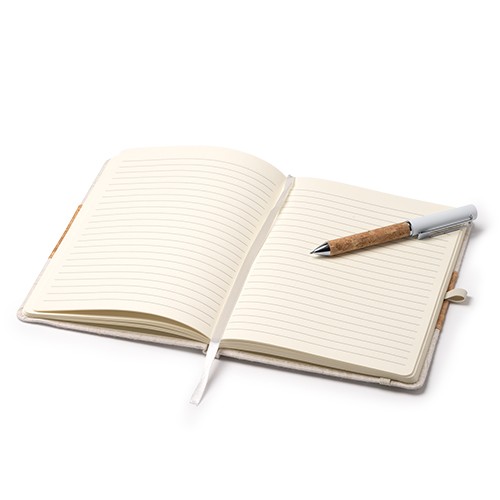 Set notebook e penna fornito in custodia in carton Amália