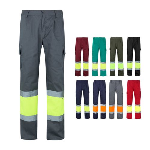 VL ATHENA. Pantaloni in twill bicolore, foderati, con diverse tasche, in cotone (20%) e poliestere (80%) VL ATHENA. Pantaloni in twill bicolore, foderati, con diverse tasche, in cotone (20%) e poliestere (80%)