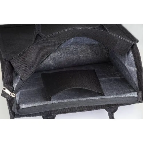 Borsa in juta con manici in cotone. Dotata di chiusura a zip Borsa in juta con manici in cotone. Dotata di chiusura a zip
