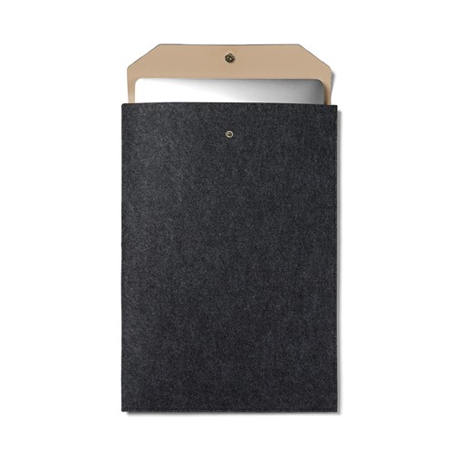 VINGA Albon GRS recycled felt 17" laptop sleeve VINGA Albon GRS recycled felt 17" laptop sleeve