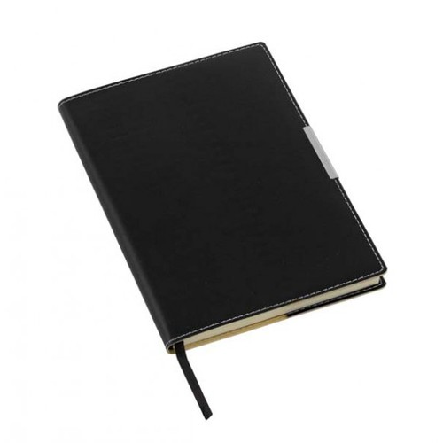 CAHIER NOIR AVEC PLAQUETTE