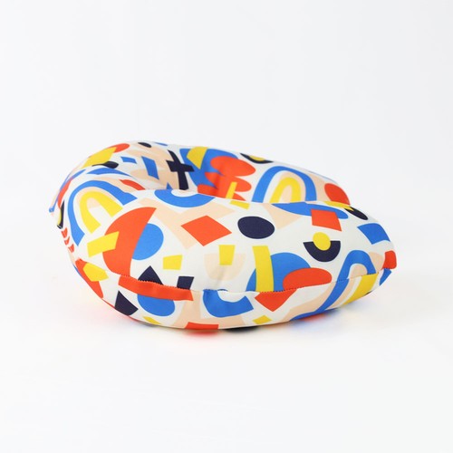 CUSTOMIZABLE RPET TRAVEL CUSHION