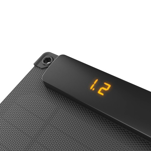 Solarpulse gerecycled plastic draagbaar solar panel 10W