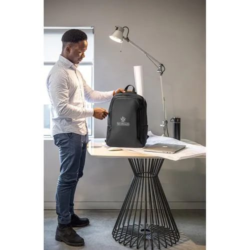 DRAMMEN. Sac à dos pour ordinateur portable en polyester recyclé haute densité 600D
