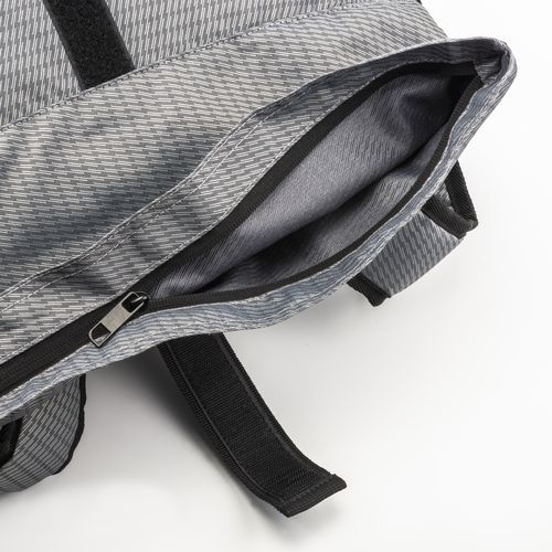 Zaino porta pc in poliestere riciclato con tintura ecologica