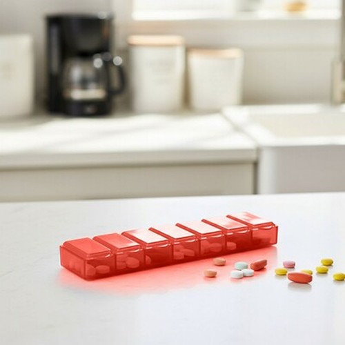 Boîte à pilules  avec 7 compartiments | Chuks