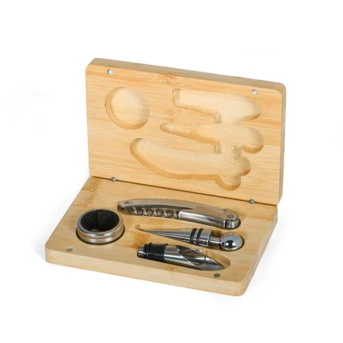 doos met wijnaccessoires doos met wijnaccessoires