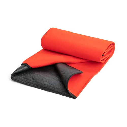 RILEY. Koc polarowy 180 g/m² z daszkiem RILEY. Koc polarowy 180 g/m² z daszkiem