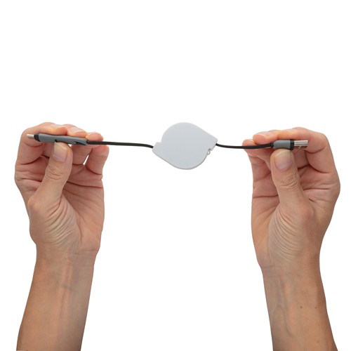 3-in-1 kabel met oprolmechanisme 3-in-1 kabel met oprolmechanisme