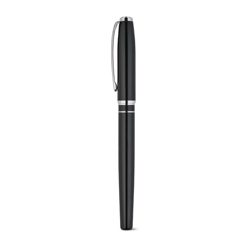 SARAMAGO. Coffret haut de gamme comprenant 1 stylo à bille et 1 stylo roller en cuivre et acier inoxydable, à encre bleue SARAMAGO. Coffret haut de gamme comprenant 1 stylo à bille et 1 stylo roller en cuivre et acier inoxydable, à encre bleue