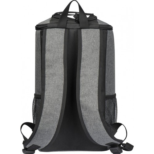 Backpack with cooling function