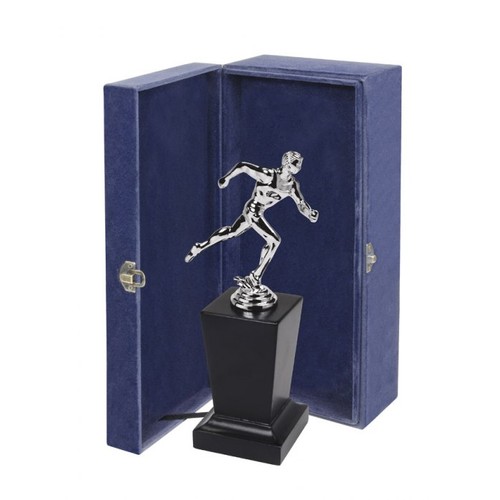 TROPHY RUNNER TROPHY RUNNER