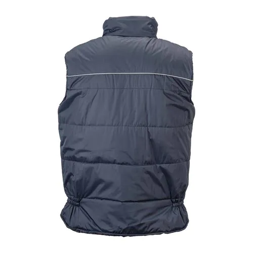 Chaleco acolchado e impermeable.