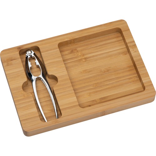 Nutcraker with bamboo bowl Nutcraker with bamboo bowl