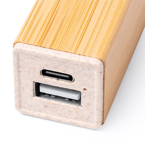 Powerbank con indicatore di ricarica LED. Ingresso Ademir Powerbank con indicatore di ricarica LED. Ingresso Ademir