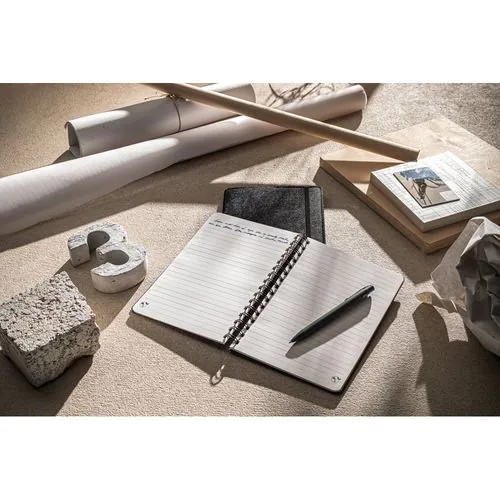 BALDWIN. Block notes A5 con copertina in feltro riciclato (100% rPET) e pagine a righe in carta riciclata al 100% BALDWIN. Block notes A5 con copertina in feltro riciclato (100% rPET) e pagine a righe in carta riciclata al 100%