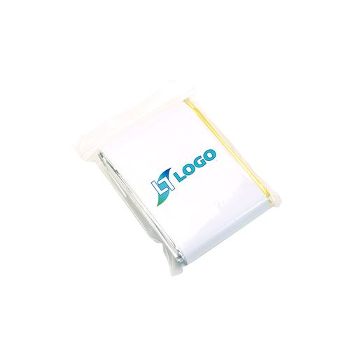 Emergency blanket 2 sides (polyéthylène (PET) / aluminium) Emergency blanket 2 sides (polyéthylène (PET) / aluminium)