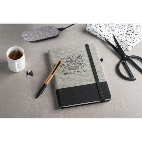 ROUSSEAU. A5 notepad in straw fibre and cotton canvas with lined pages ROUSSEAU. A5 notepad in straw fibre and cotton canvas with lined pages