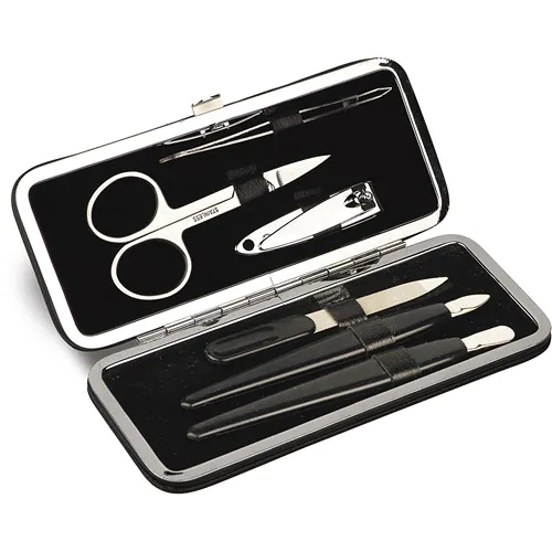 SET MANICURE DE VOYAGE EN MÉTAL SET MANICURE DE VOYAGE EN MÉTAL