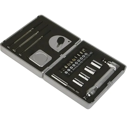KIT OF METAL TOOLS IN METAL AND PLASTIC KIT OF METAL TOOLS IN METAL AND PLASTIC