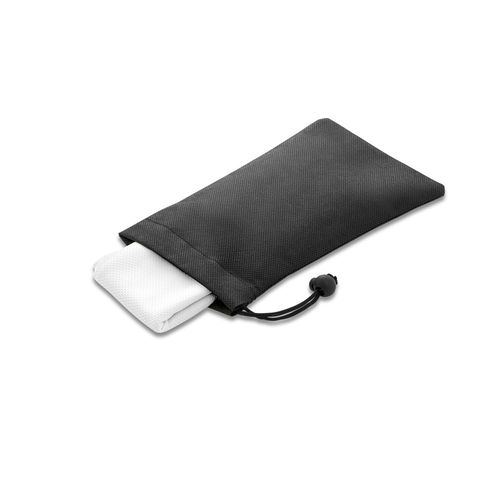 BERNAL. Toalla deportiva refrescante de poliéster reciclado (100% rPET)