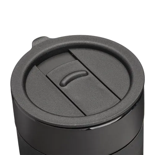 300 ml silicone-coated ceramic mug. Removable PP cap with sliding opening 300 ml silicone-coated ceramic mug. Removable PP cap with sliding opening