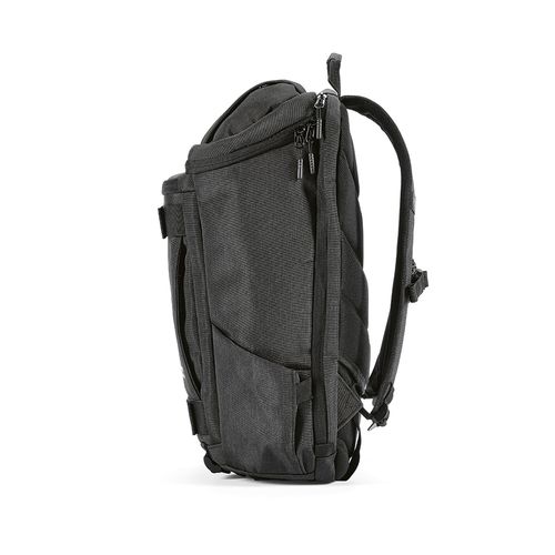 Zaino Paso 20L in rPET. Loops inferiori. Per laptop 17"