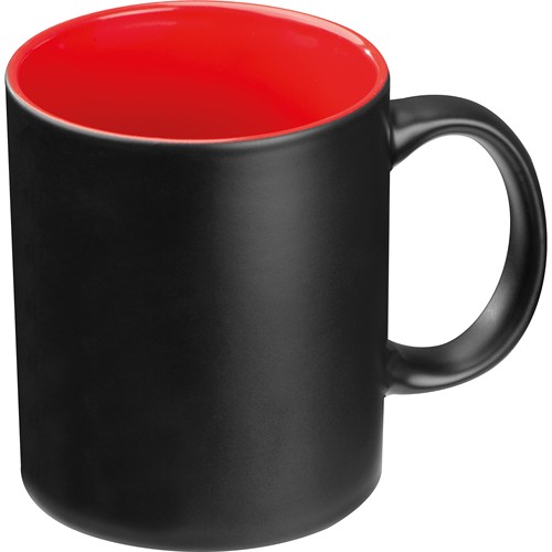Zwarte beker met gekleurde binnenkant Zwarte beker met gekleurde binnenkant