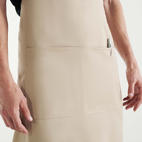 Long apron. BENOIT