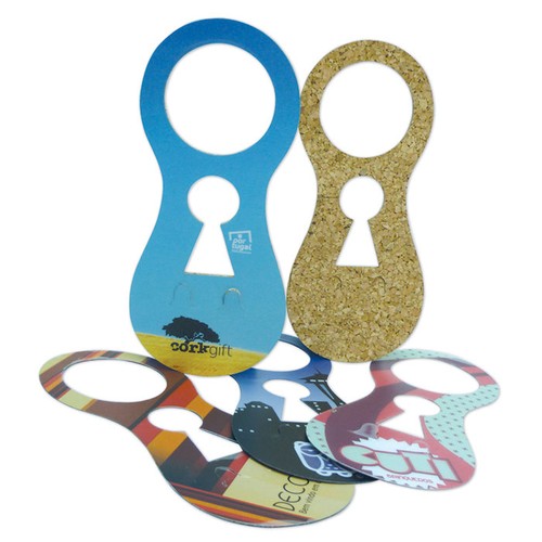 HANGING KEYCHAIN ??WITH CORK AND CUSTOMIZABLE PP