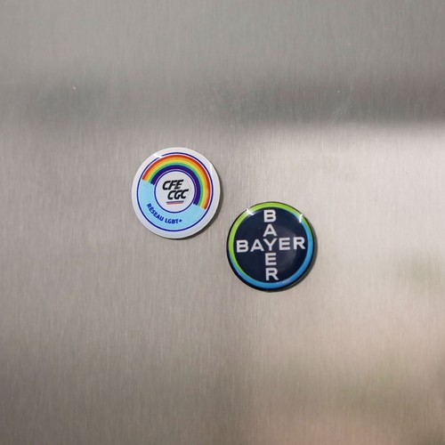 DOUBLE EPOXY PINS 2X2CMS WITH 2 CUSTOMIZABLE MAGNETS DOUBLE EPOXY PINS 2X2CMS WITH 2 CUSTOMIZABLE MAGNETS