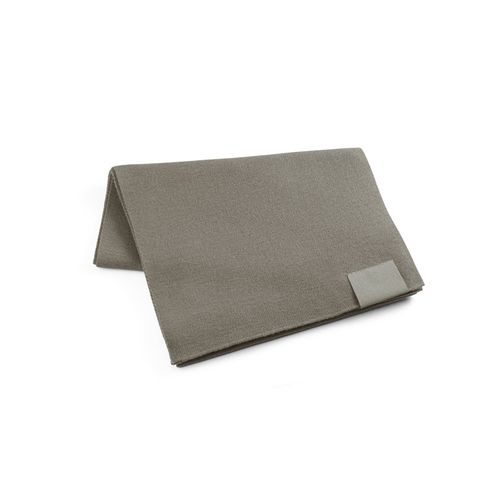 SERENITY. Scarf in recycled polyester (100% rPET) with a stitched detail for personalisation